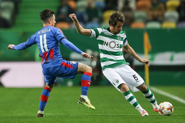 开云app-今晨突围战来临；俄克拉荷马雷霆围绕葡超临场应变；媒体盛赞；团队化学反应显著(俄克拉荷马雷霆队shijiaqiu)