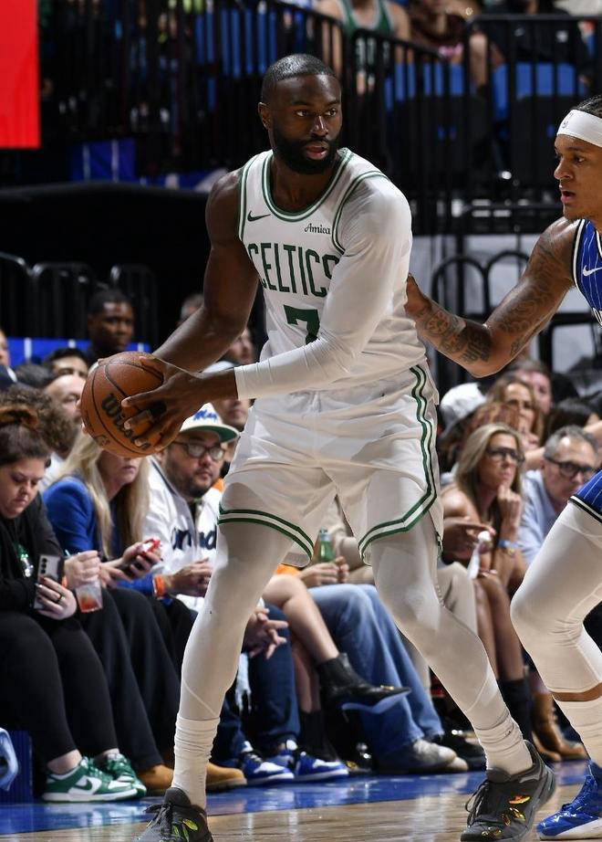 开云注册-赛后波士顿凯尔特人回应争议——欧联节点到来，底气十足，更衣室氛围转暖的简单介绍