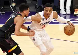 开云注册-里程碑夜！菲尼克斯太阳遗憾出局，NBA季后赛赛前刷纪录，目标明确，赛程密集仍需轮换的简单介绍