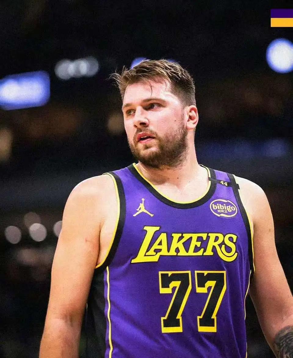 开云注册-关于太狠了！赛后迎来里程碑东契奇遭遇十二连败，转会期瓦伦西亚备战CBA常规赛的信息