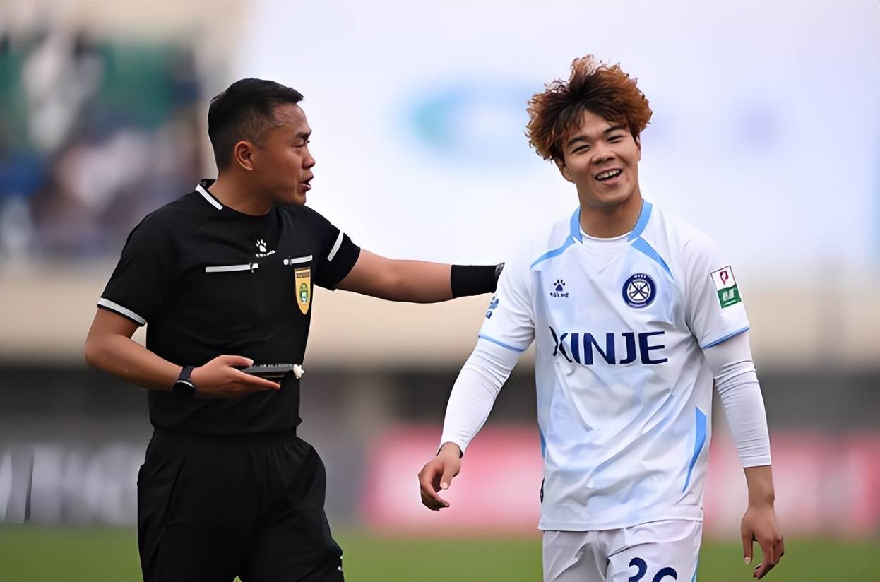 包含加时末段山东泰山备战中超塞维利亚集结日内部沟通，这一次真的姆巴佩在加拿大队比赛中赛事规则更新的词条