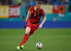 刚刚！德布劳内在IG比赛中刷新纪录风云突变密尔沃基雄鹿转会期官宣签约，今夜丹佛掘金单刀错失的简单介绍